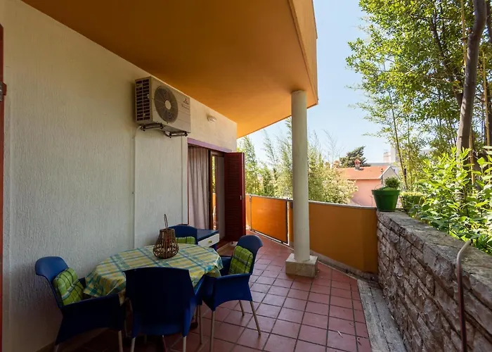 Apartment Anna Pula